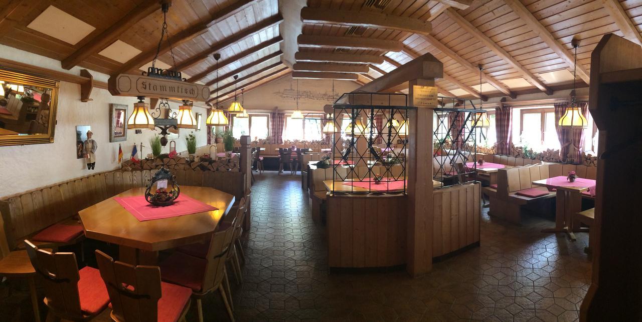 Hotel-Gasthof Deutschmeister Donauworth Bagian luar foto